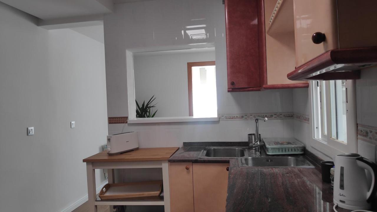 Terrace Apartment 圣阿德里安-德贝索斯 外观 照片